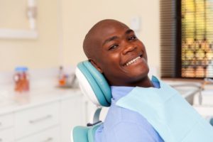 patient having a good experience with the administrative staff at the dental office